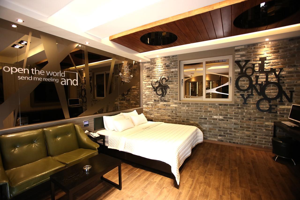 Hotel Yolo Chongnae-dong Dış mekan fotoğraf