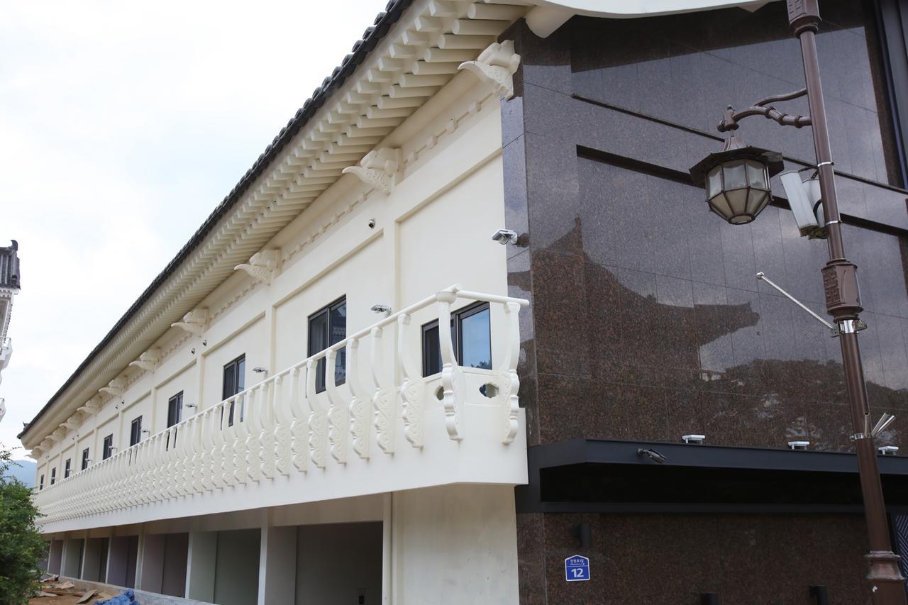 Hotel Yolo Chongnae-dong Dış mekan fotoğraf