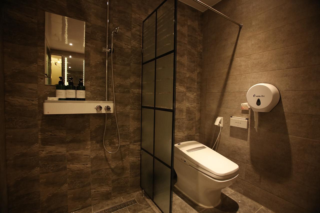 Hotel Yolo Chongnae-dong Dış mekan fotoğraf